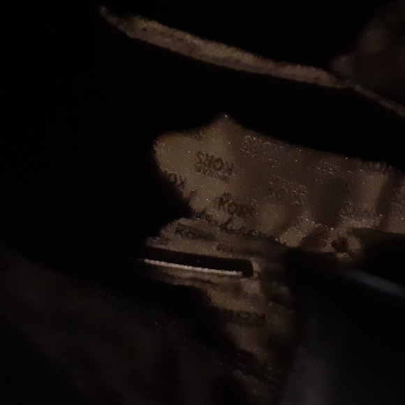 Michael Kors Handbag - Picture 8 of 9